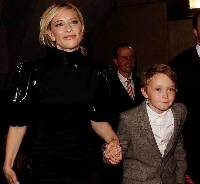 Pre 3 godine sa sinom Romanom (foto: Hello)