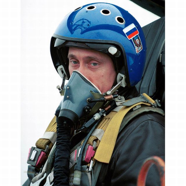 Vladimir Putin u avionu