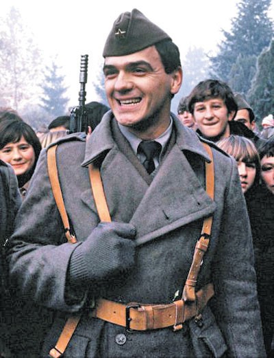 Zdravko Čolić sa početka karijere, kao vojnik u Valjevu