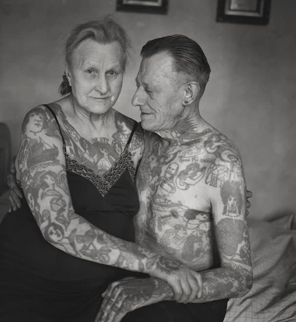 tetovirani-penzioneri-7