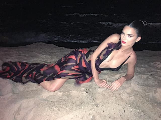 Kendall Jenner na plaži (foto: Instagram)