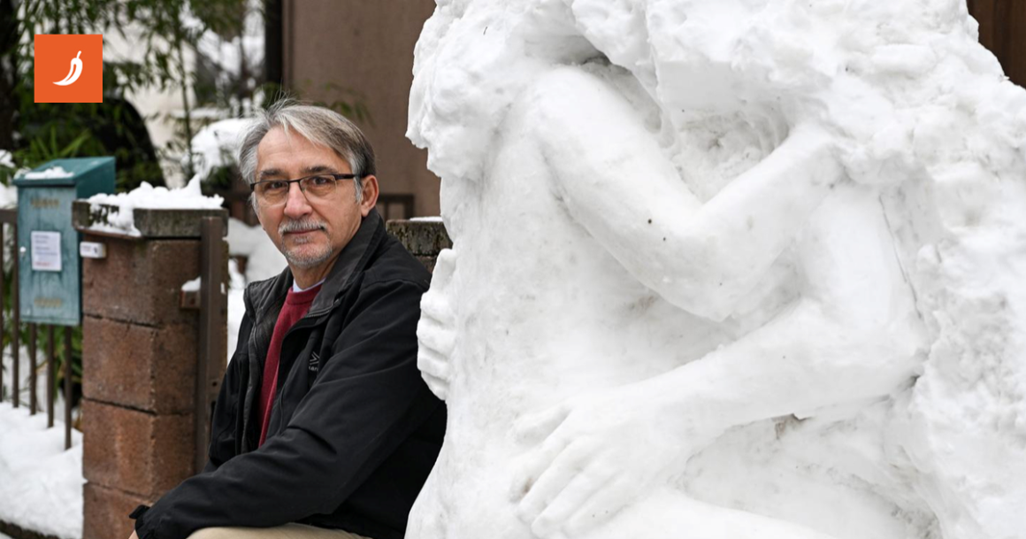 Akademski umjetnik u Zagrebu napravio 18+ skulpturu od snijega