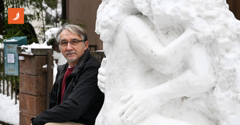 Akademski umjetnik u Zagrebu napravio 18+ skulpturu od snijega