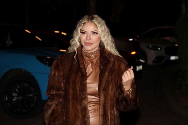 Vanja Mijatović smr&scaron;ala 30 kilograma: Oti&scaron;la u Hurgadu, pa pokazala vitku liniju!